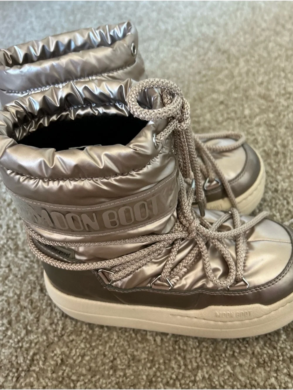 Moon Boot Kids Metallic Rose Gold Puffy Winter Boots